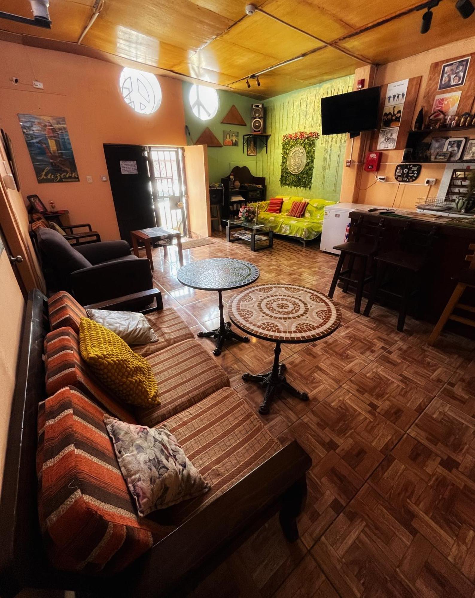 Bed and Breakfast Ugarte Street Trujillo Exterior foto